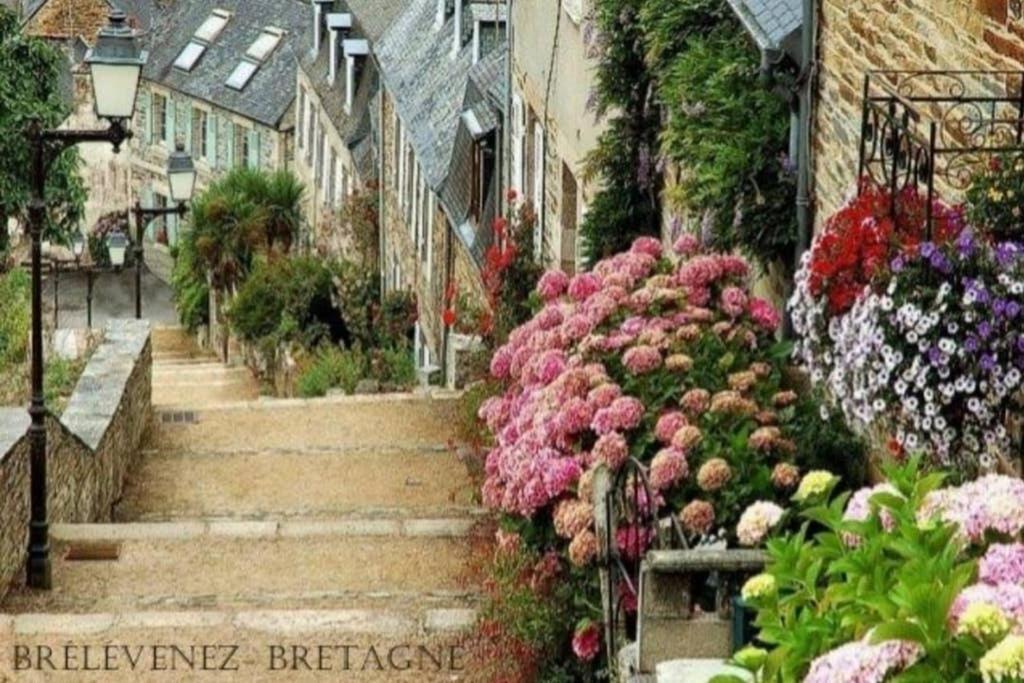 Brelevenez 18 Rue Crec H Quellien Villa Lannion Exterior photo